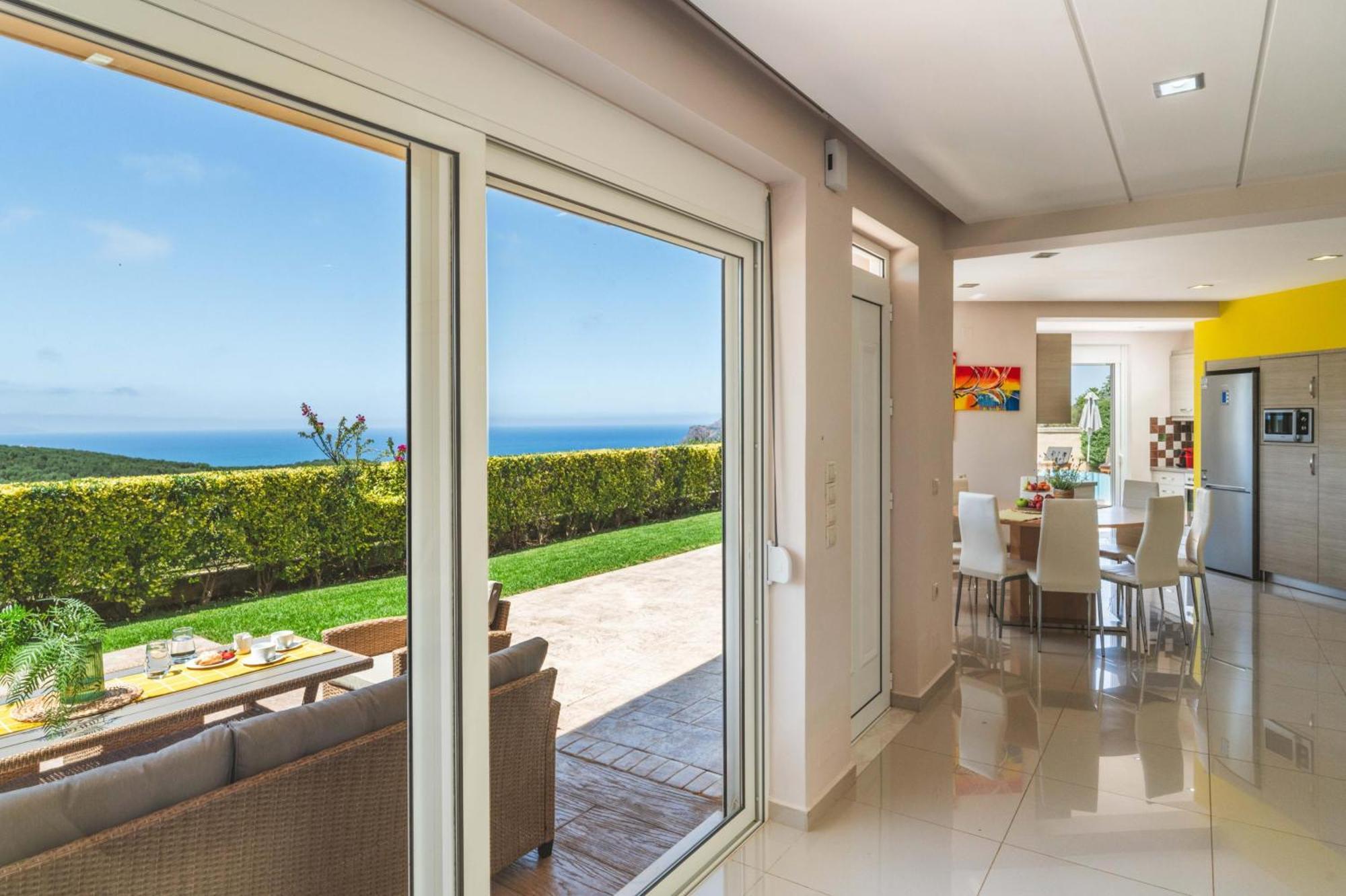 Villa Ariella With Sea View Agia Marina Екстериор снимка