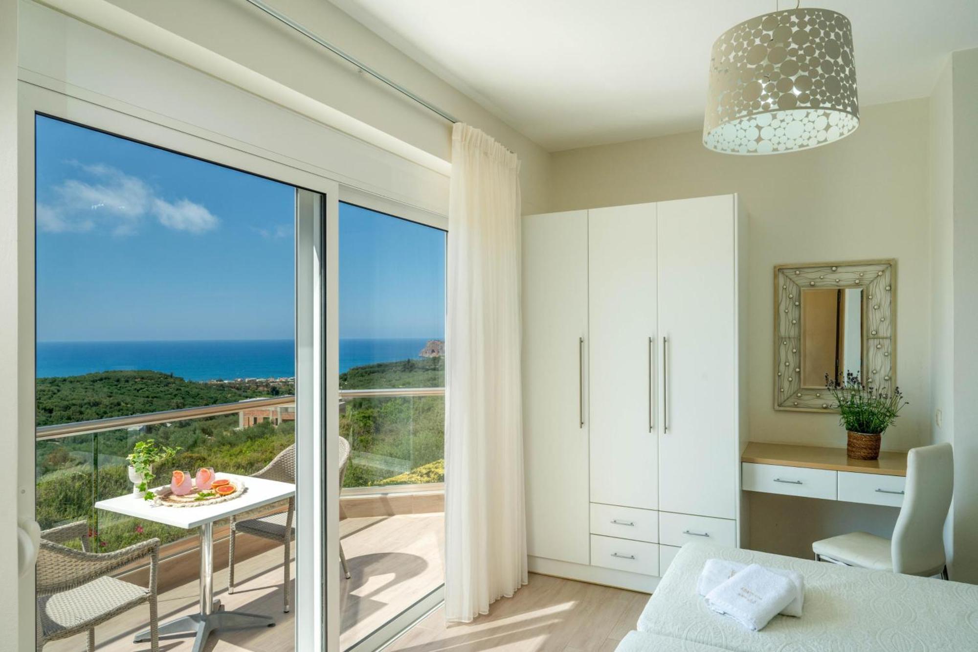 Villa Ariella With Sea View Agia Marina Екстериор снимка