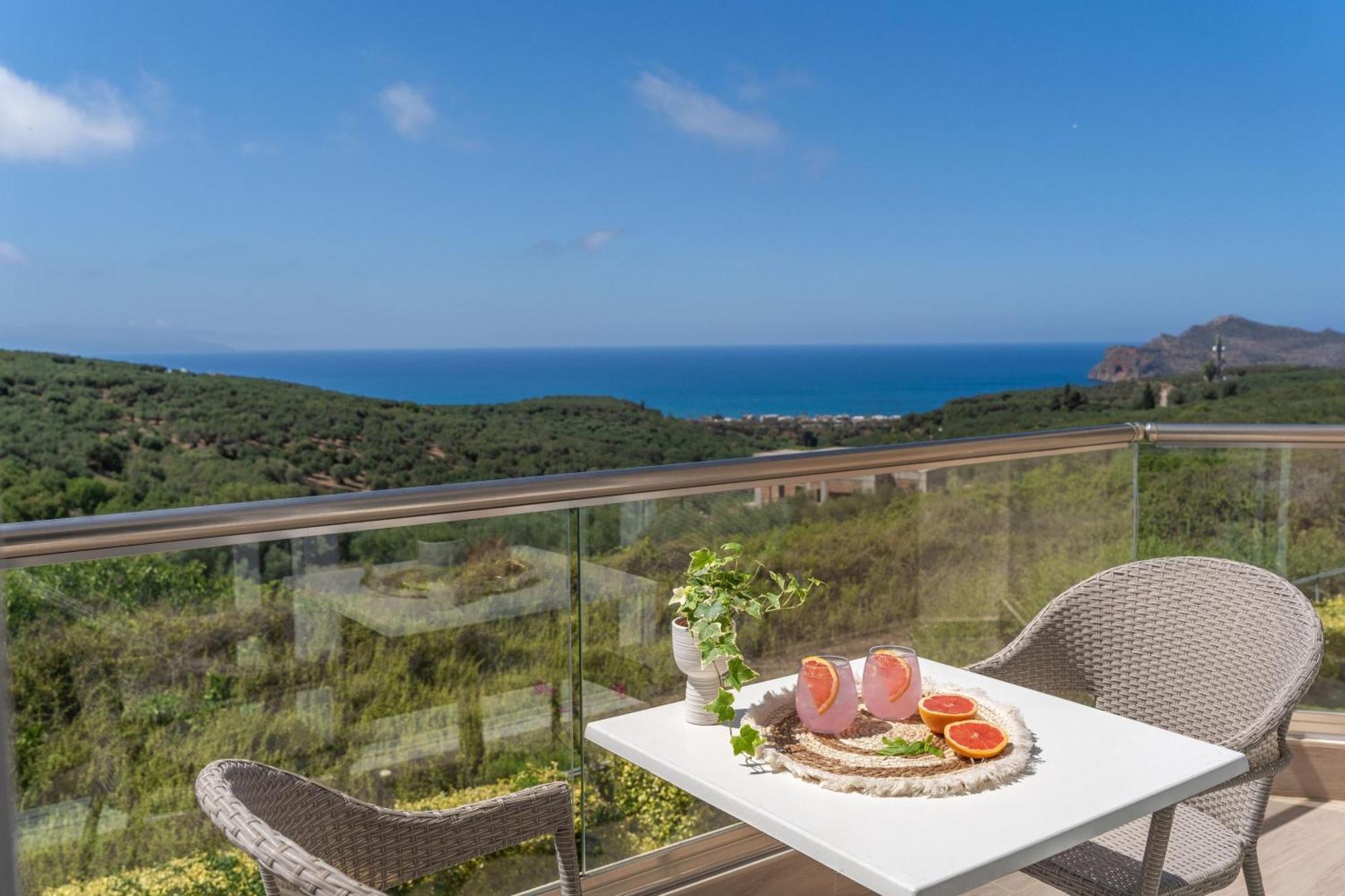 Villa Ariella With Sea View Agia Marina Екстериор снимка